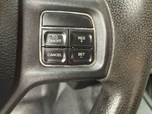 Used 2014 RAM 2500 SLT w/ Protection Group image 17