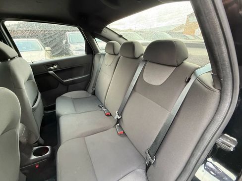 Used 2009 Ford Focus SES FWD image 21