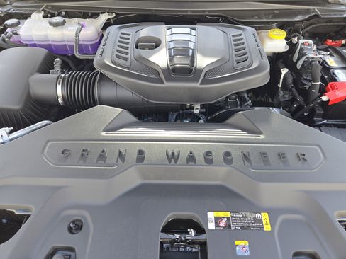 New 2026 Jeep Grand Wagoneer Limited AWD/4WD image 24
