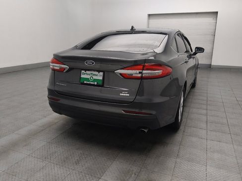 Used 2019 Ford Fusion SE image 9