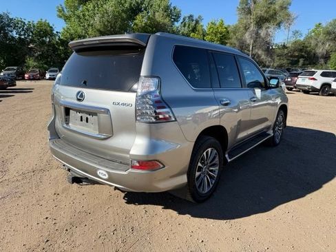 Used 2023 Lexus GX 460 Luxury w/ Off Road Package AWD/4WD image 5
