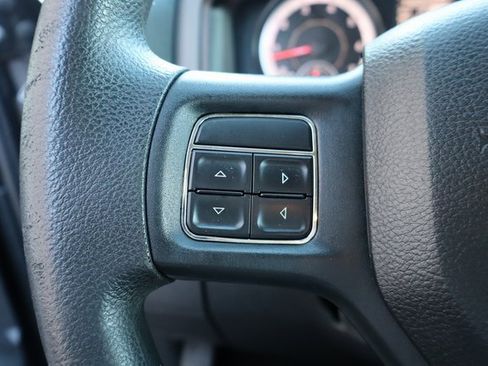 Used 2017 RAM 1500 Express image 12