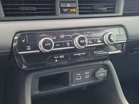 Certified 2024 Honda Pilot EX-L image 26