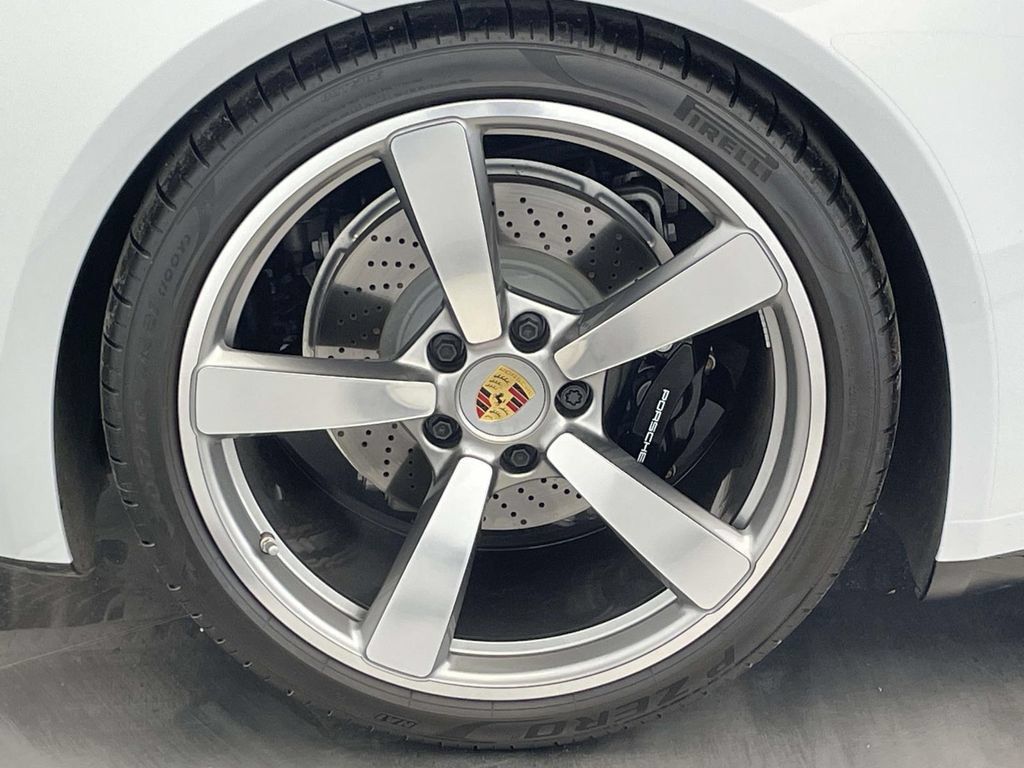 Certified 2024 Porsche 911 Carrera 4S AWD/4WD image 13