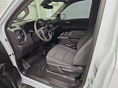 Used 2024 GMC Sierra 1500 Pro w/ Pro Value Package image 9