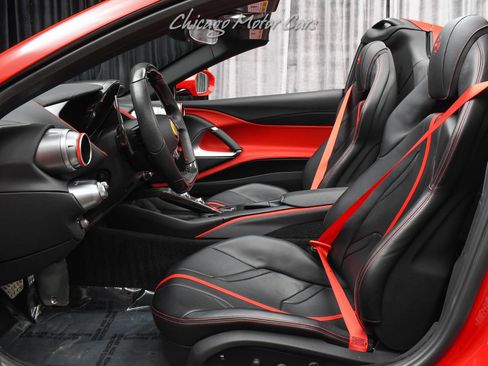 Used 2021 Ferrari 812 GTS image 23