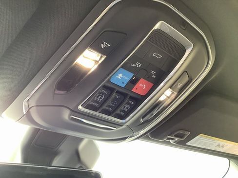 New 2025 Jeep Grand Cherokee Limited image 20