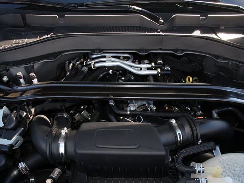 Certified 2025 Ford Explorer ST AWD/4WD image 30