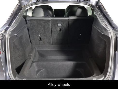 Used 2023 Tesla Model Y Long Range AWD/4WD image 10