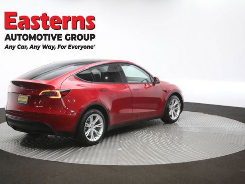 Used 2021 Tesla Model Y Long Range AWD/4WD image 38