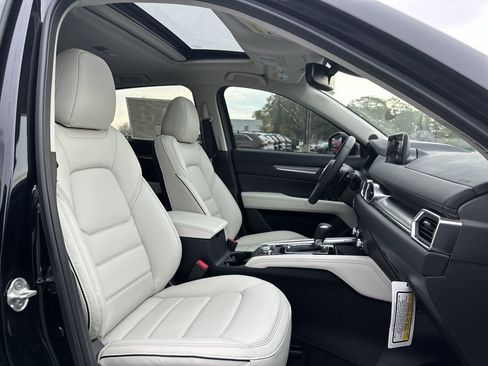 New 2025 MAZDA CX-5 AWD 2.5 S w/ Premium Plus Pkg image 25