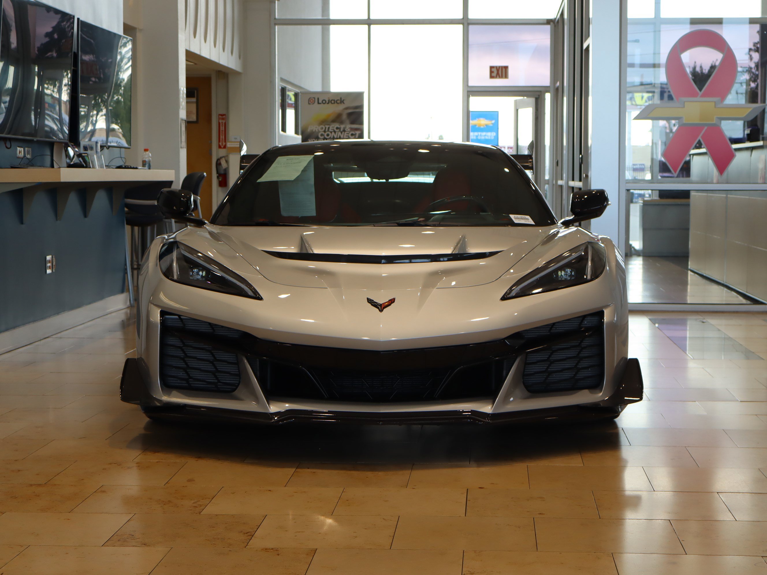 Used 2026 Chevrolet Corvette ZR1 w/ ZR1 Carbon Fiber Aero Package RWD image 3
