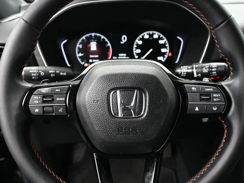 Certified 2025 Honda Pilot Sport image 12