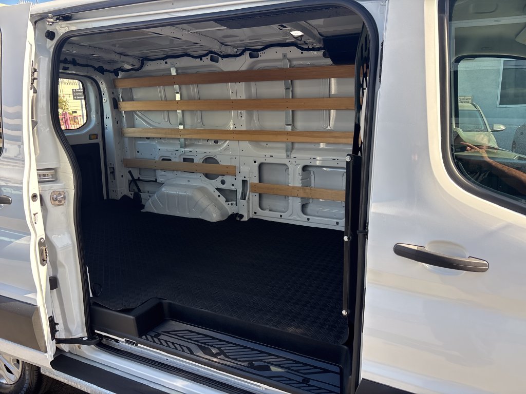 Used 2025 Ford Transit 250 Low Roof RWD image 23
