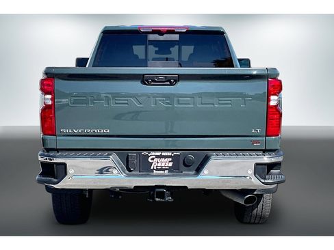 Used 2025 Chevrolet Silverado 2500 LT w/ Safety Package AWD/4WD image 5