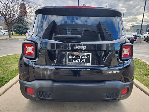 Used 2017 Jeep Renegade Sport w/ Power & Air Group image 6