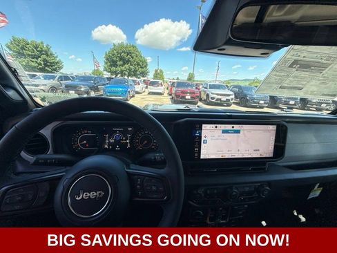 New 2026 Jeep Gladiator Sport AWD/4WD image 12