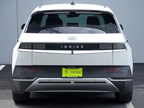 Used 2023 Hyundai Ioniq 5 SEL RWD image 49