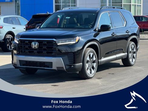 New 2026 Honda Pilot Touring image 1