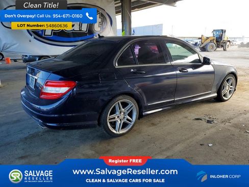 Used 2011 Mercedes-Benz C 300 Sedan image 4