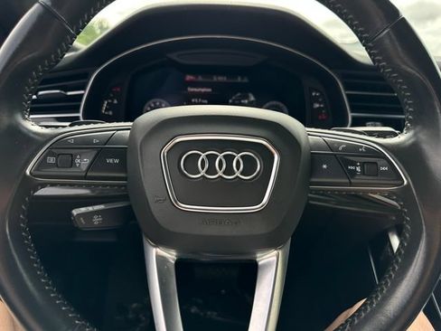 Used 2019 Audi Q8 Premium w/ Convenience Package AWD/4WD image 20