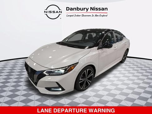 Certified 2023 Nissan Sentra SR w/ SR Premium Package FWD image 8