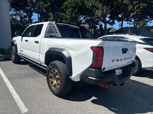 Used 2025 Toyota Tacoma 4x4 Double Cab Hybrid w/ Tow Tech Package image 4