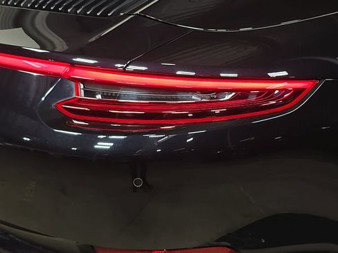 Certified 2019 Porsche 911 Targa 4 GTS AWD/4WD image 30