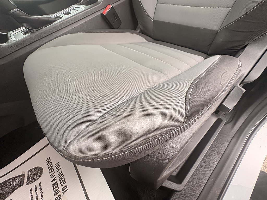 Used 2017 Ford Escape S FWD image 31