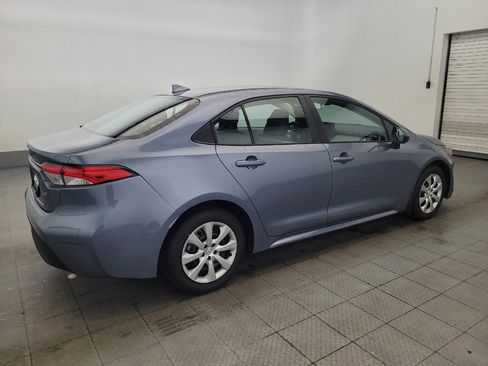 Used 2025 Toyota Corolla LE FWD image 10