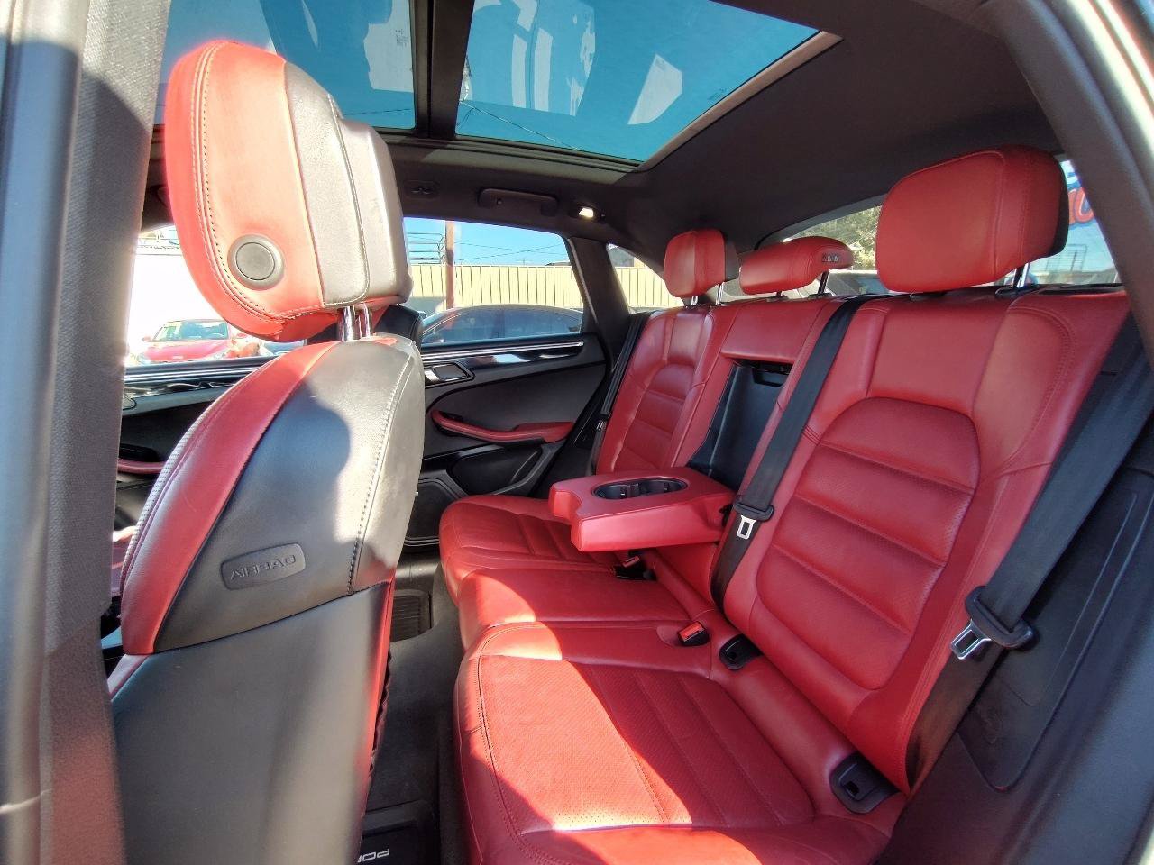 Used 2016 Porsche Macan S AWD/4WD image 39