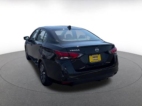 Used 2025 Nissan Versa SV FWD image 11