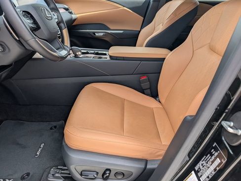 Used 2025 Lexus RX 350 Premium Plus w/ Accessory Package (Z1) FWD image 12