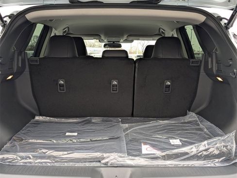 New 2025 Nissan Murano SV image 19