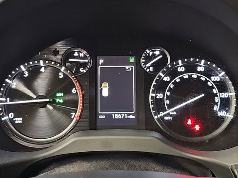 Used 2023 Lexus GX 460 Premium AWD/4WD image 21
