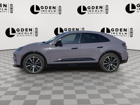 Used 2025 Porsche Macan Turbo Electric AWD/4WD image 5