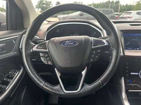 Used 2020 Ford Edge Titanium w/ Equipment Group 301A AWD/4WD image 20