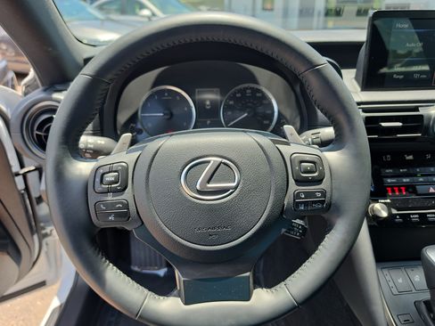 Used 2025 Lexus IS 350 F Sport RWD image 29