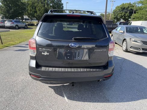Used 2018 Subaru Forester 2.5i Premium w/ All-Weather Package AWD/4WD image 4