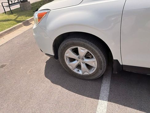 Used 2016 Subaru Forester 2.5i Limited AWD/4WD image 24
