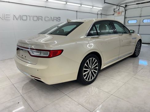 Used 2018 Lincoln Continental Select FWD image 5