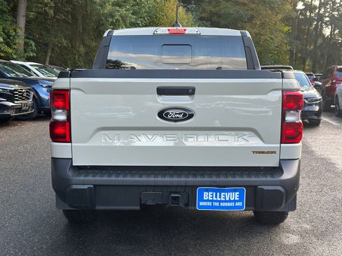 Used 2025 Ford Maverick Tremor image 9