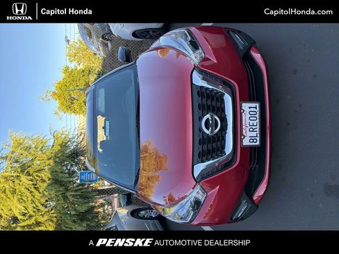 Used 2019 Nissan Kicks SR FWD image 1
