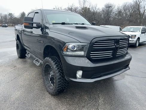 Used 2016 RAM 1500 Sport w/ Black Ram 1500 Sport Group image 4
