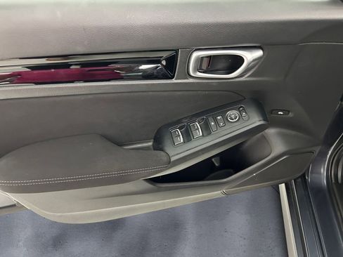 Used 2023 Honda Civic EX image 12