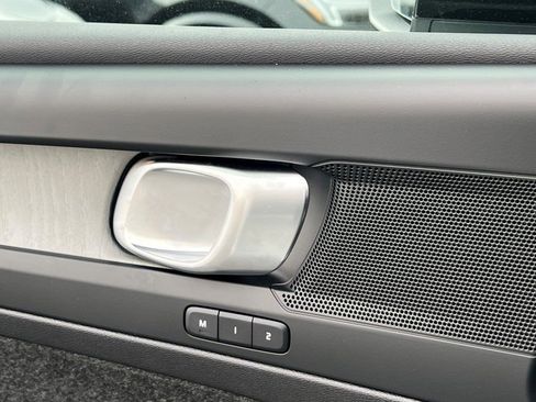 New 2026 Volvo EX40 Plus w/ Climate Package image 29