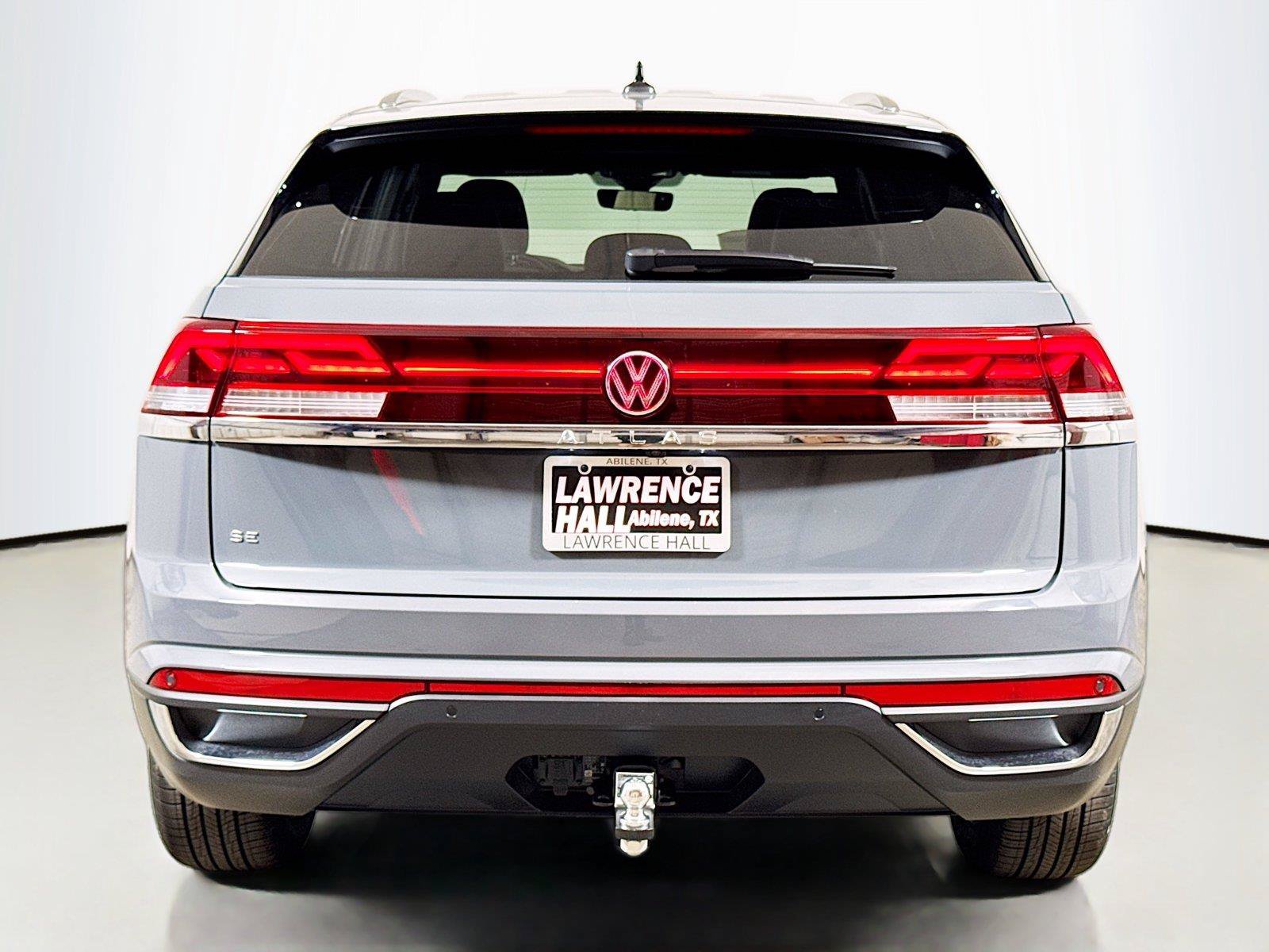 New 2026 Volkswagen Atlas Cross Sport SE FWD image 4