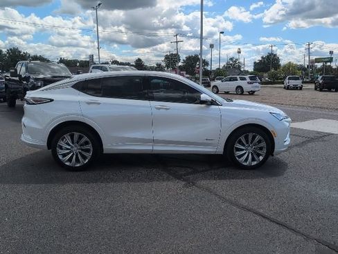 Used 2024 Buick Envista Avenir FWD image 9