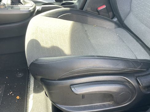 Used 2021 Kia Seltos S FWD image 5