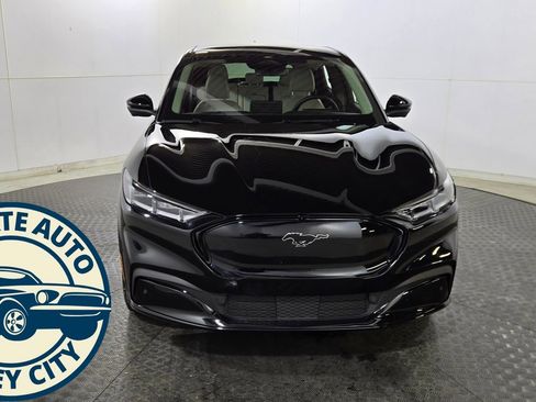 Used 2021 Ford Mustang Mach-E Premium image 2